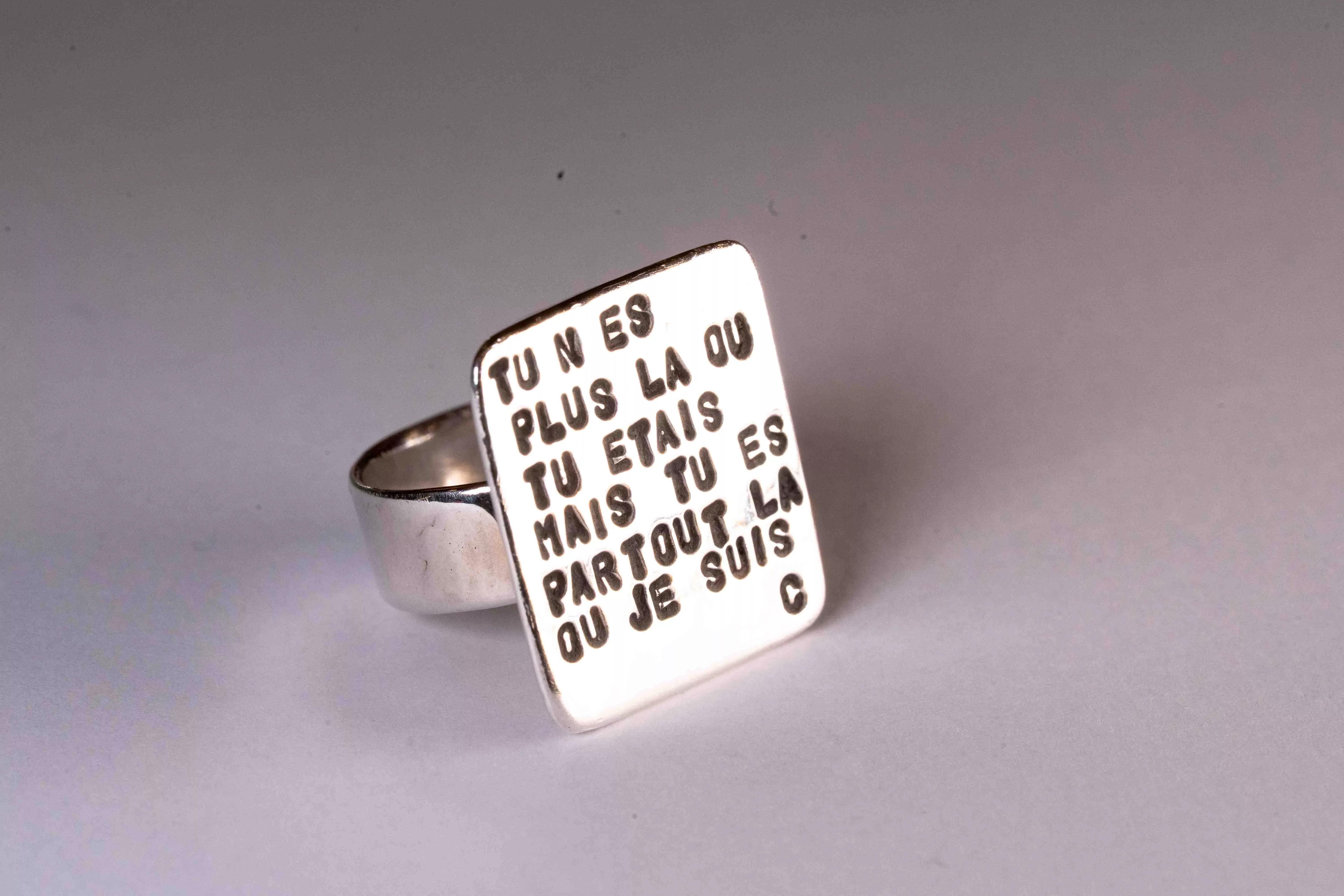 Aux quatre coins